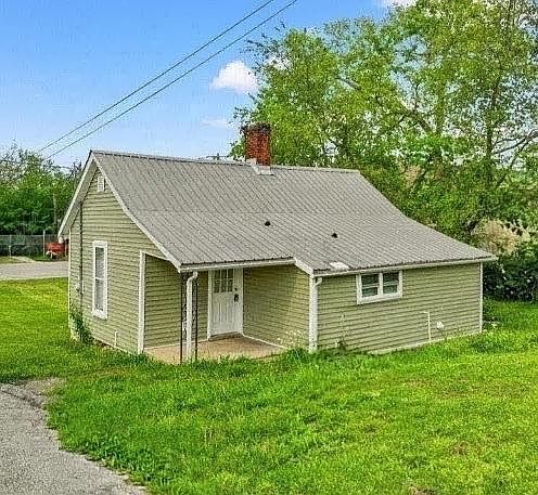 1st image of 128 Fort St
