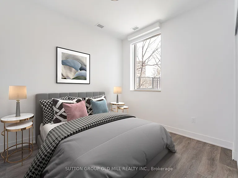 204 Burnhamthorpe Rd E #104 — Photo 26