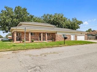 400 N Choctaw Ave, El Reno, OK 73036