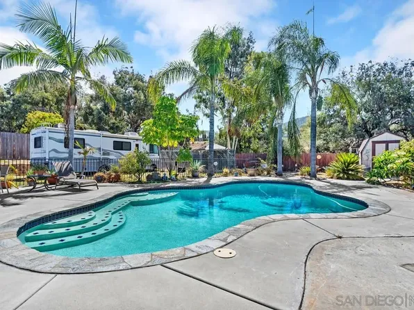 13611 Los Coches Rd E, El Cajon, CA 92021