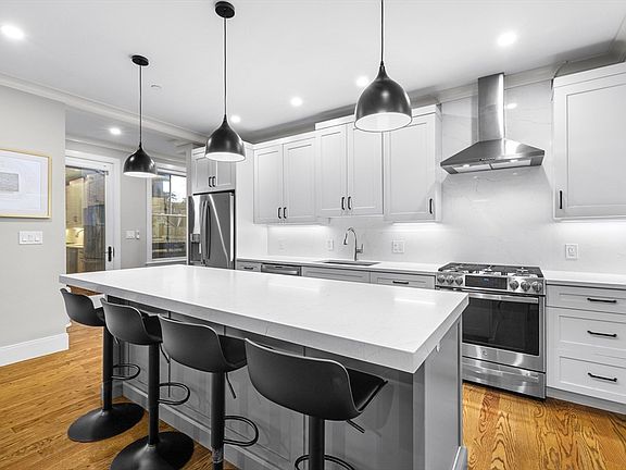 3rd image of 24 Selkirk Rd #24-4