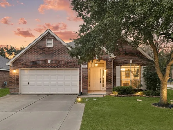 4727 Wilbury Heights Dr, Pasadena, TX 77505