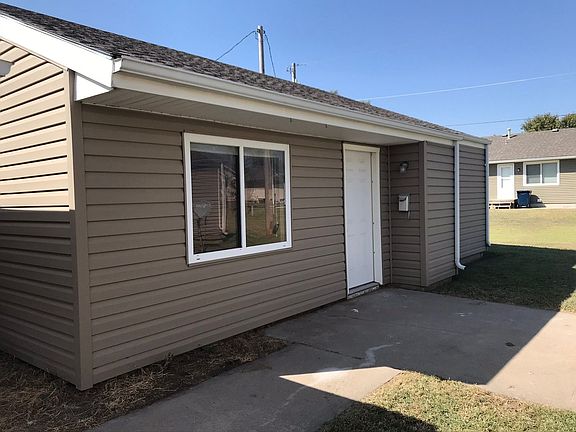 2nd image of 2724 27th St #2718-B