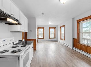 267 Pleasant St #3, Gardner, MA 01440