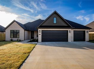 825 Bellagiola Ave, Springdale, AR 72762