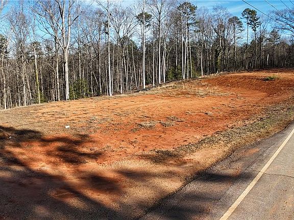 3rd image of 628 Robertson Loop Rd Tract 1B