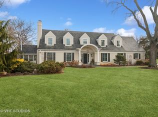 225 Plymouth Dr, Inverness, IL 60067