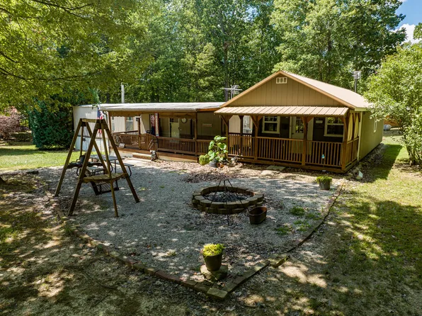 366 Deer Park Dr, Wellington, KY 40387