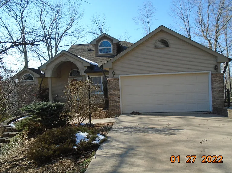 108 Jenny Lind Dr — Photo 1