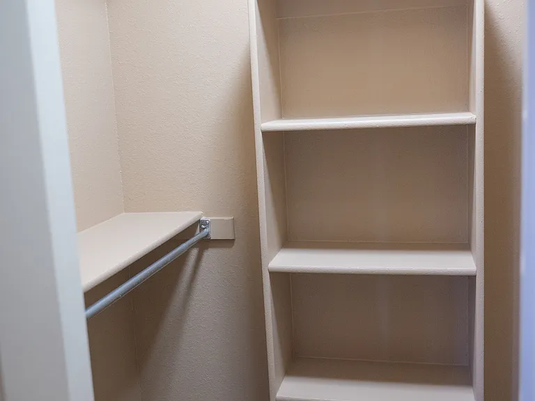 8328 S Gardenia Ave — Photo 17
