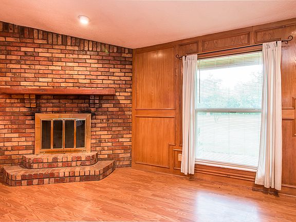 4th image of 4117 County Road 191 E