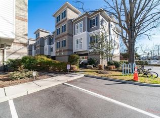 7922 Shore Dr APT 319, Norfolk, VA 23518