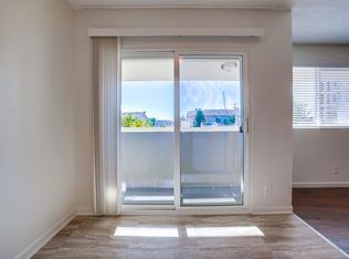 6107 - 6117 11th Ave, Los Angeles, CA 90043