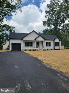 1182 Rae Dr, Vineland, NJ, 08360