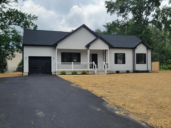 1182 Rae Dr, Vineland, NJ 08360