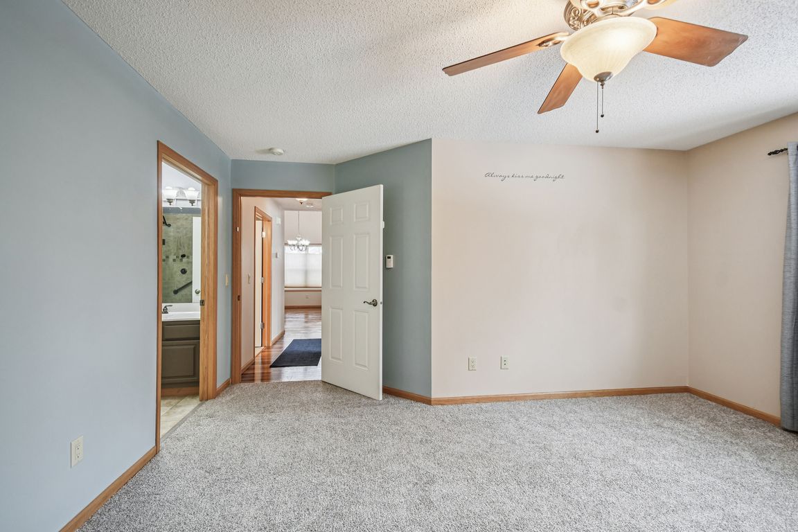 11187 Eagle Ridge Way, Chisago City, MN 55013 | MLS #7019744 | Zillow