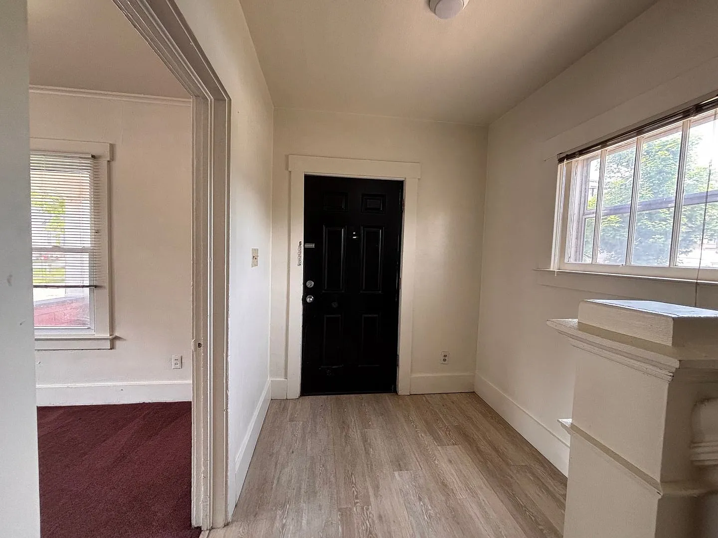 6 Bed/3 Bath Private Home Available May '27 — Photo 2
