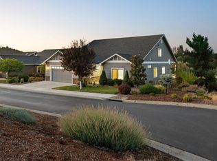 225 Morning Dove Trl, Eagle Pt, OR 97524