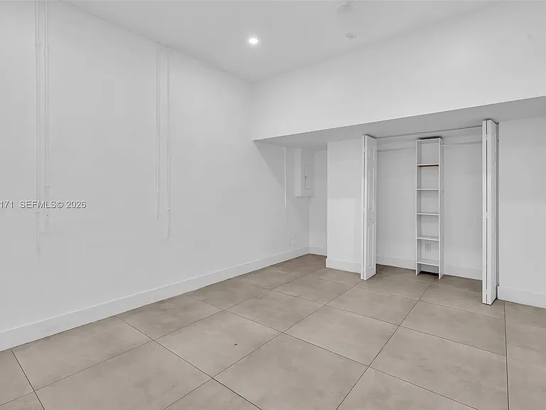 3433 SW 52nd Ct — Photo 16