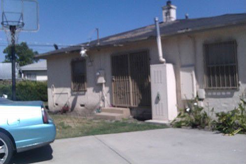 4th image of 1227 E 104th St