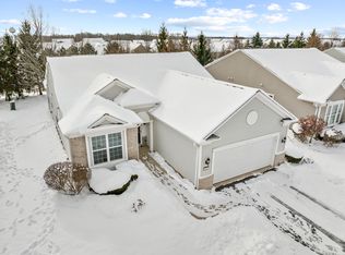 2982 Ravinia Cir, Mundelein, IL 60060