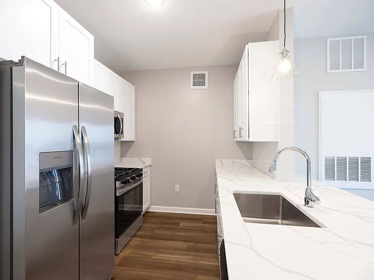 Harbor Pointe — Photo 19