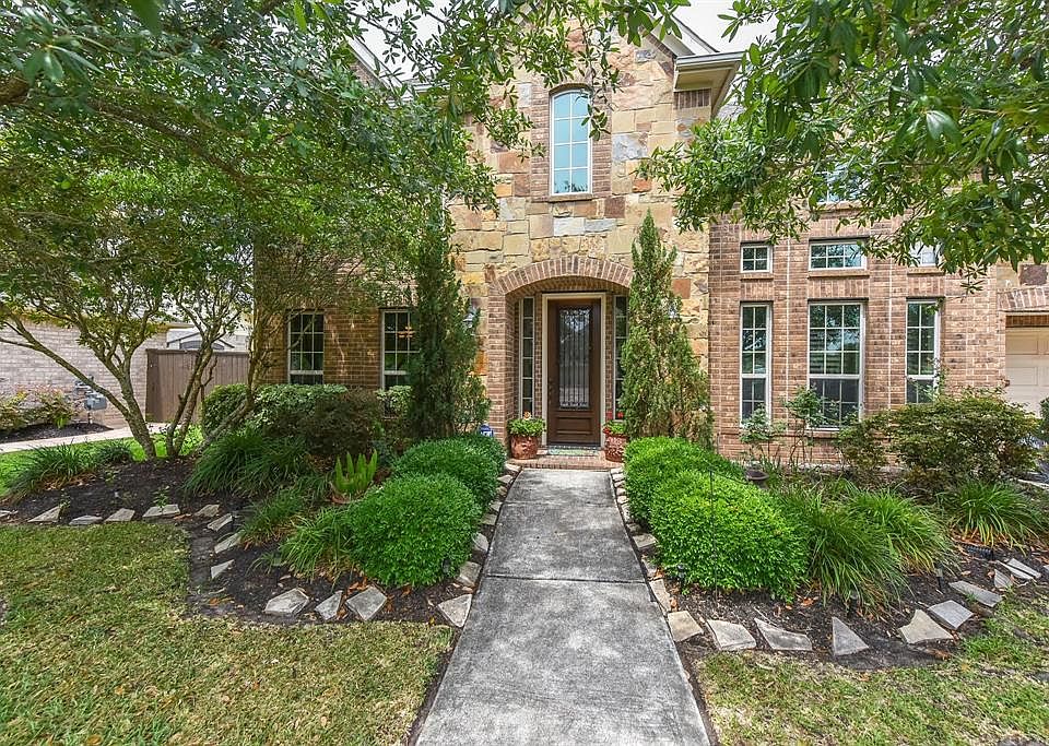 1st image of 2101 Bayou Cove Ln
