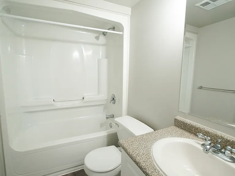 593 Strasburg Rd — Photo 14