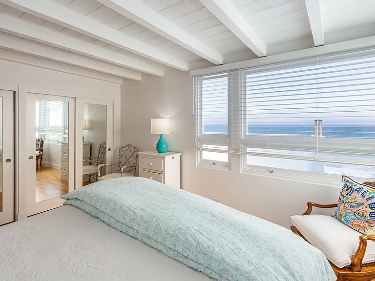 25212 Malibu Rd — Photo 40