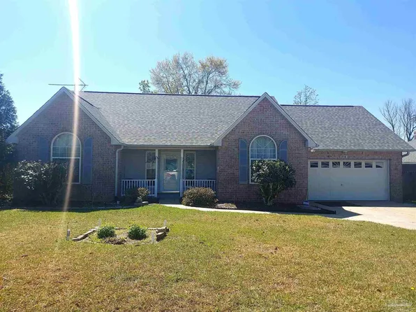 2716 Southern Oaks Dr, Cantonment, FL 32533