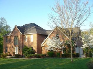 209 Whispering Woods Rd, Charleston, WV 25304