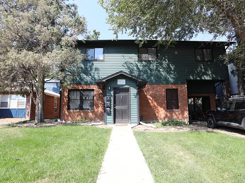 859 20th Street Exterior