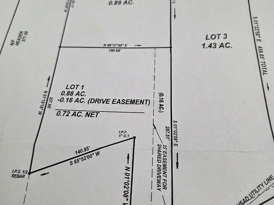 2nd image of Tree Top Ln
