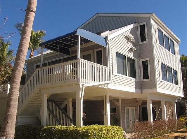1st image of 600 Gulf Ln