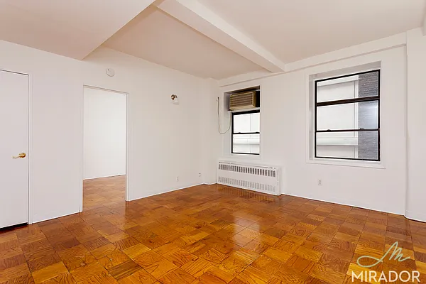 Rented by Mirador Real Estate | media 36