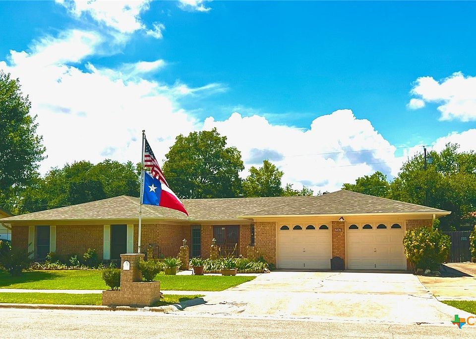 1st image of 608 Donnie Ave