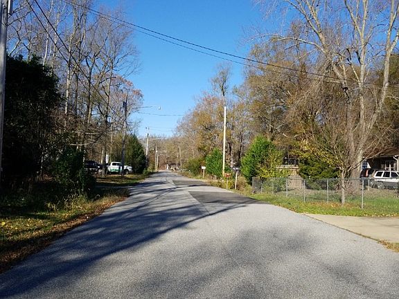 4th image of 16822 Holly Way