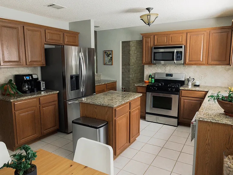 2413 Wood Chase Trl — Photo 14