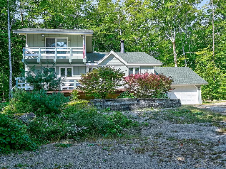 186 Ledgewood Rd — Photo 3