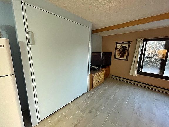 5th image of 862 Silver Creek Ln #1107
