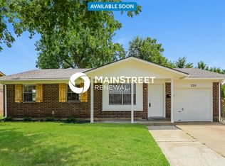 226 W Campbell Dr, Midwest City, OK 73110