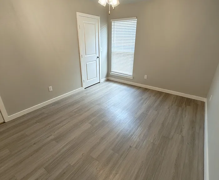2703 Ranch Ave — Photo 16