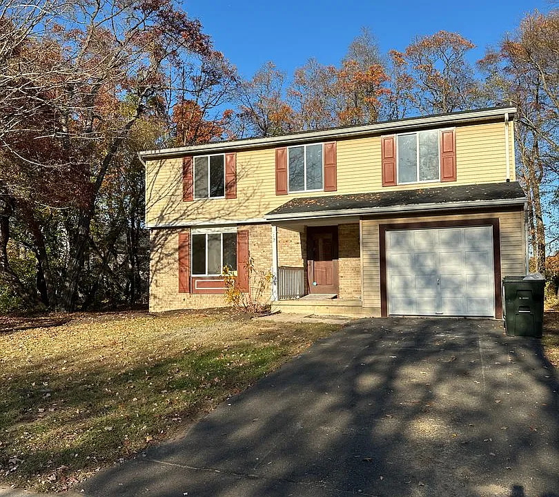 20 Peppermint Ln