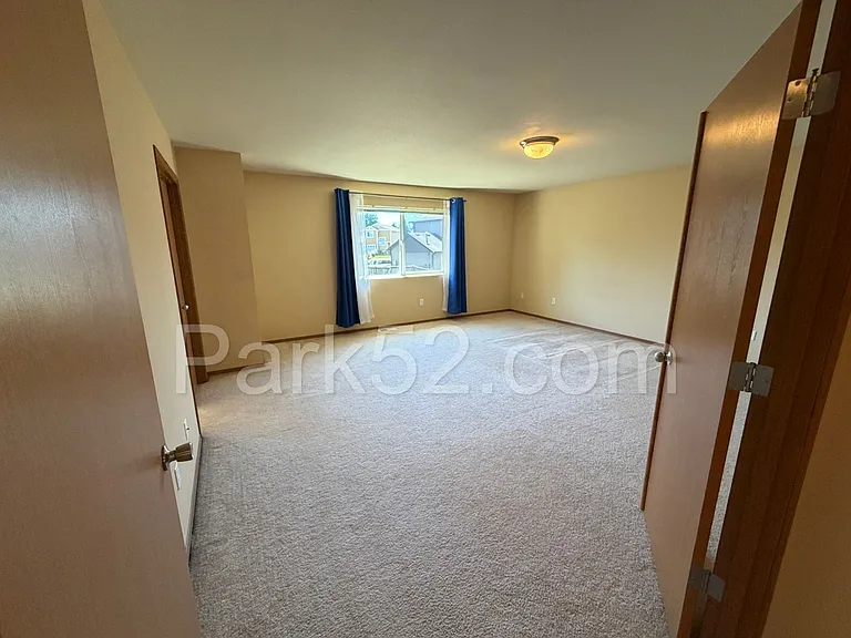 11328 185th St E — Photo 25
