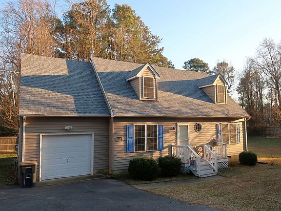 3rd image of 129 Clark Ln