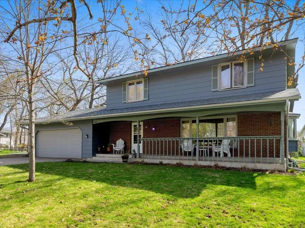 1308 Woods Cir, Buffalo, MN 55313