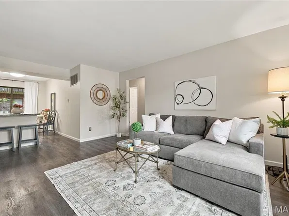 439 S Clay Ave APT 4, Saint Louis, MO 63122