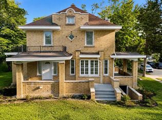 21855 Schoenherr Rd, Warren, MI 48089