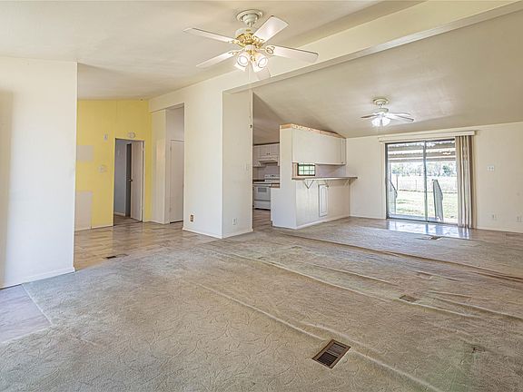 5th image of 36177 Lomax Rd