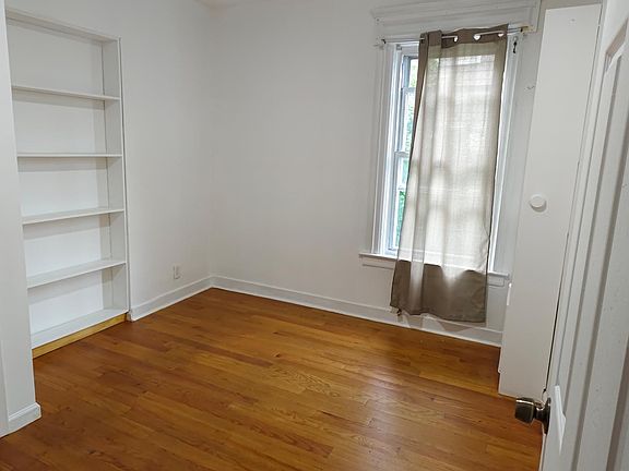 3rd image of 102-00 92nd Ave